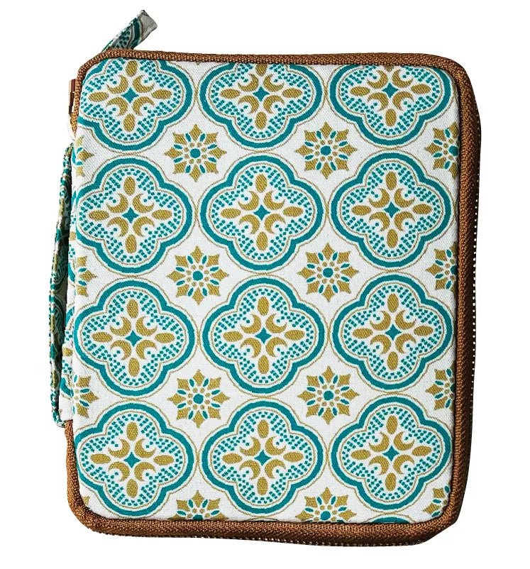 Kyokuhaku Zippered 10_Pen Case Begonia Green