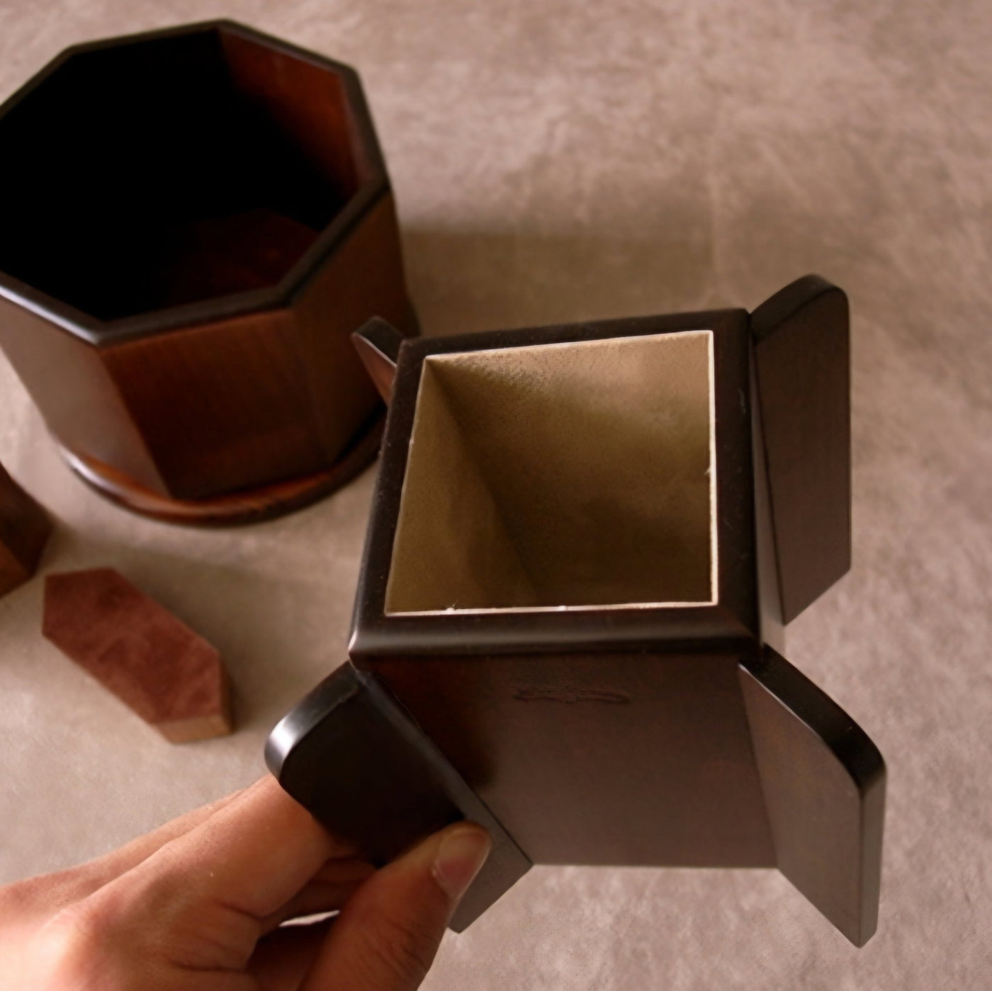 Octagonal Rotating Holder