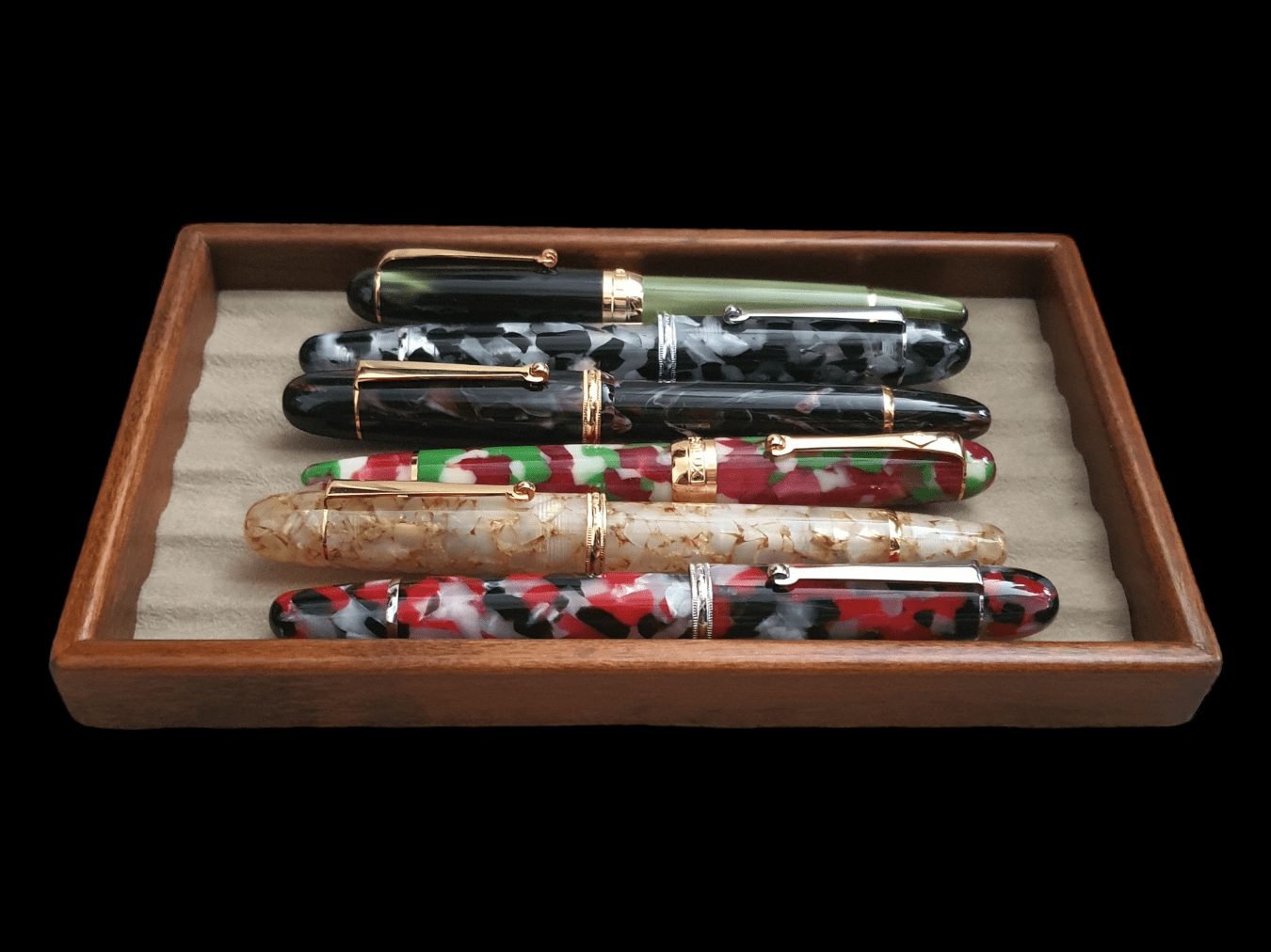 SC101 Toyooka Craft Pen Tray Small